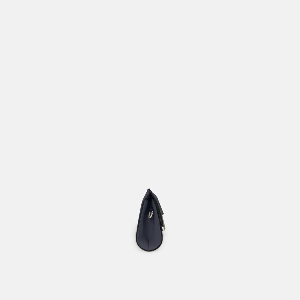 L. Credi Janna Clutch marine Letzte 2 Tage