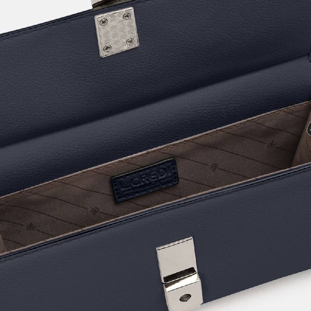L. Credi Janna Clutch marine Letzte 2 Tage