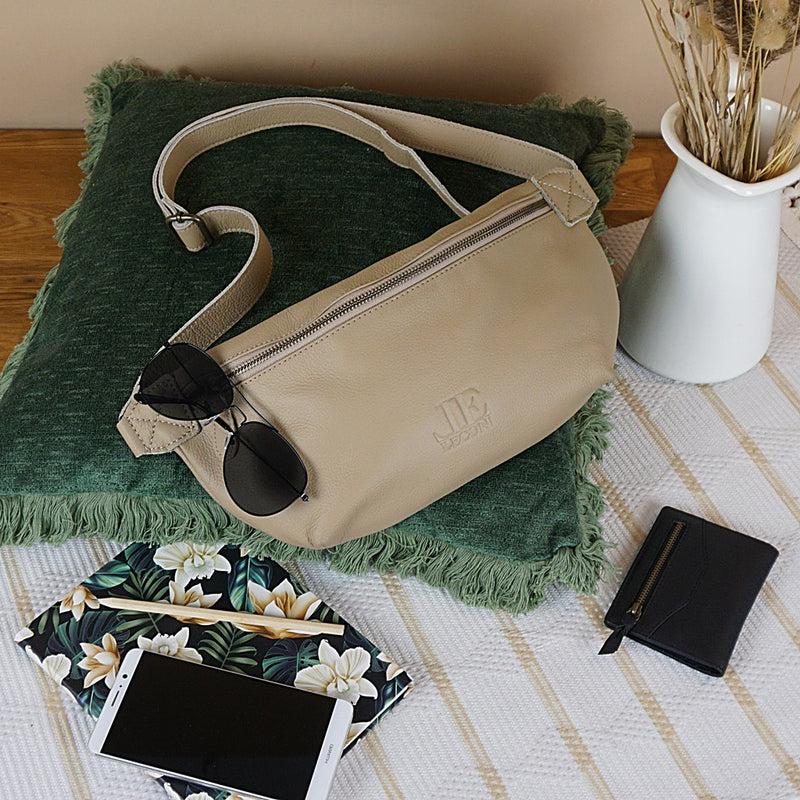 Leconi große Bauchtasche Umhängetasche Crossbody Ledertasche Leder sand LE3088 Kauf eins, bekomm eins gratis