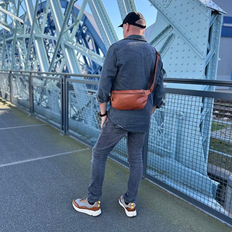 Leconi große Bauchtasche Umhängetasche Crossbody Ledertasche Leder cognac LE3087 Bis zu 55% Rabatt