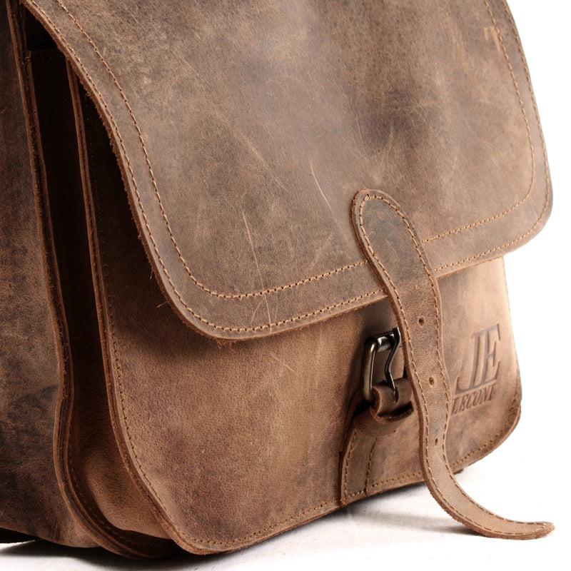 Leconi Umhängetasche Schultertasche Freizeittasche Büffelleder klein vintage braun LE3061 Speichern exportieren