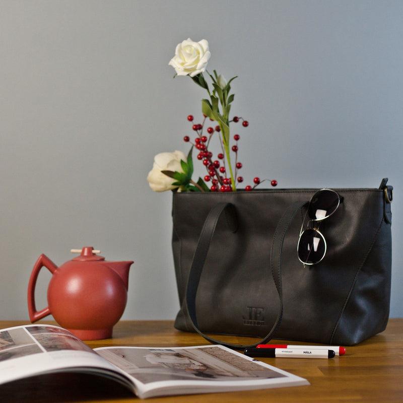 Leconi Schultertasche Damentasche DIN A4 Leder dunkelgrau LE0071 50% Rabatt für begrenzte Zeit