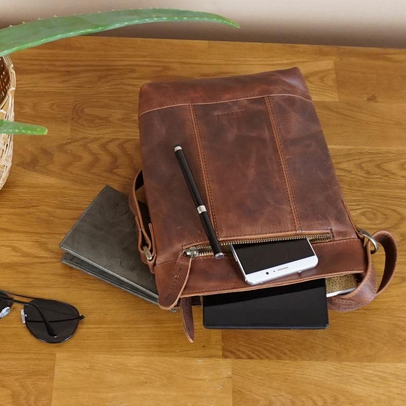 Leconi kleine Umhängetasche Schultertasche Freizeittasche Leder braun LE3086 Heißer Verkauf