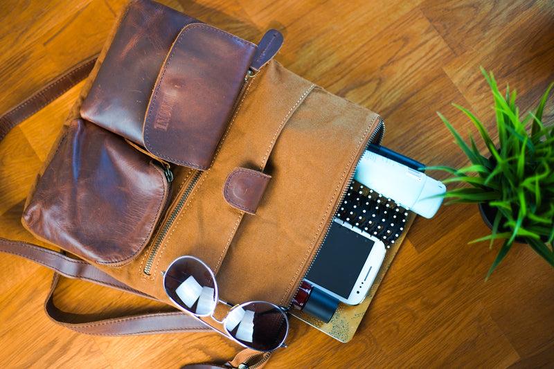 Leconi Umhängetasche Schultertasche Damen Herren Used Look Leder Canvas cognac LE3011 Riesige Rabatte