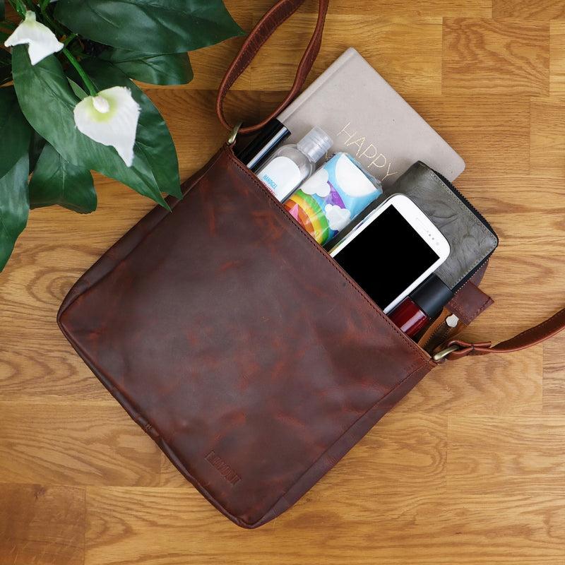 Leconi Umhängetasche Schultertasche Freizeittasche Leder braun LE3058 Sonderangebote