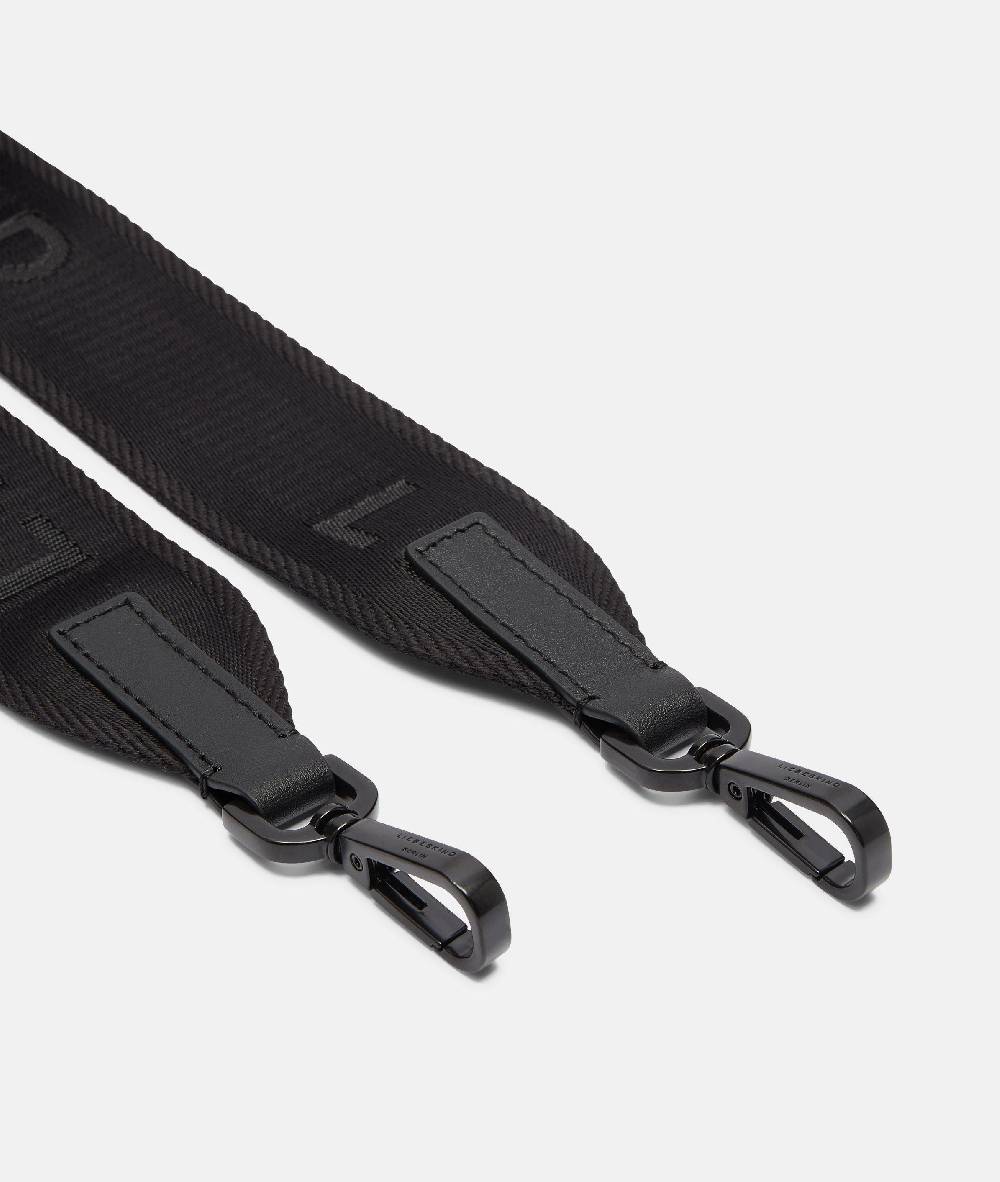 Liebeskind Berlin Shoulder Strap 2025