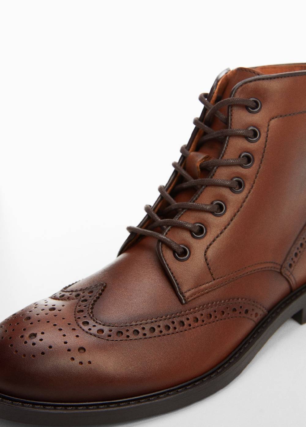 Mango Lederstiefelette mit Stanzdetails Versandkostenfrei