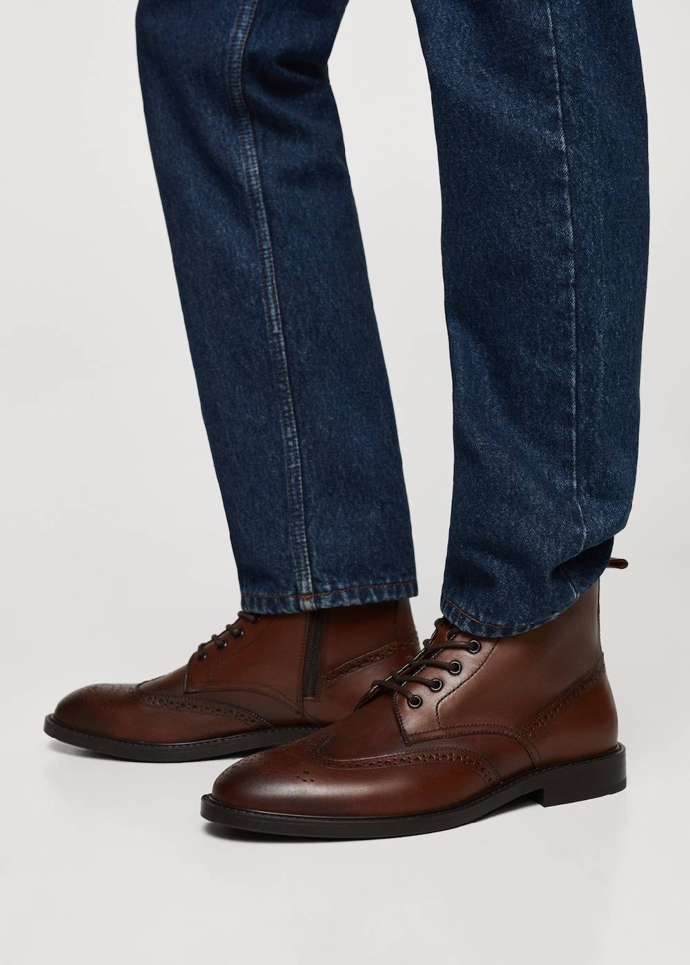 Mango Lederstiefelette mit Stanzdetails Versandkostenfrei