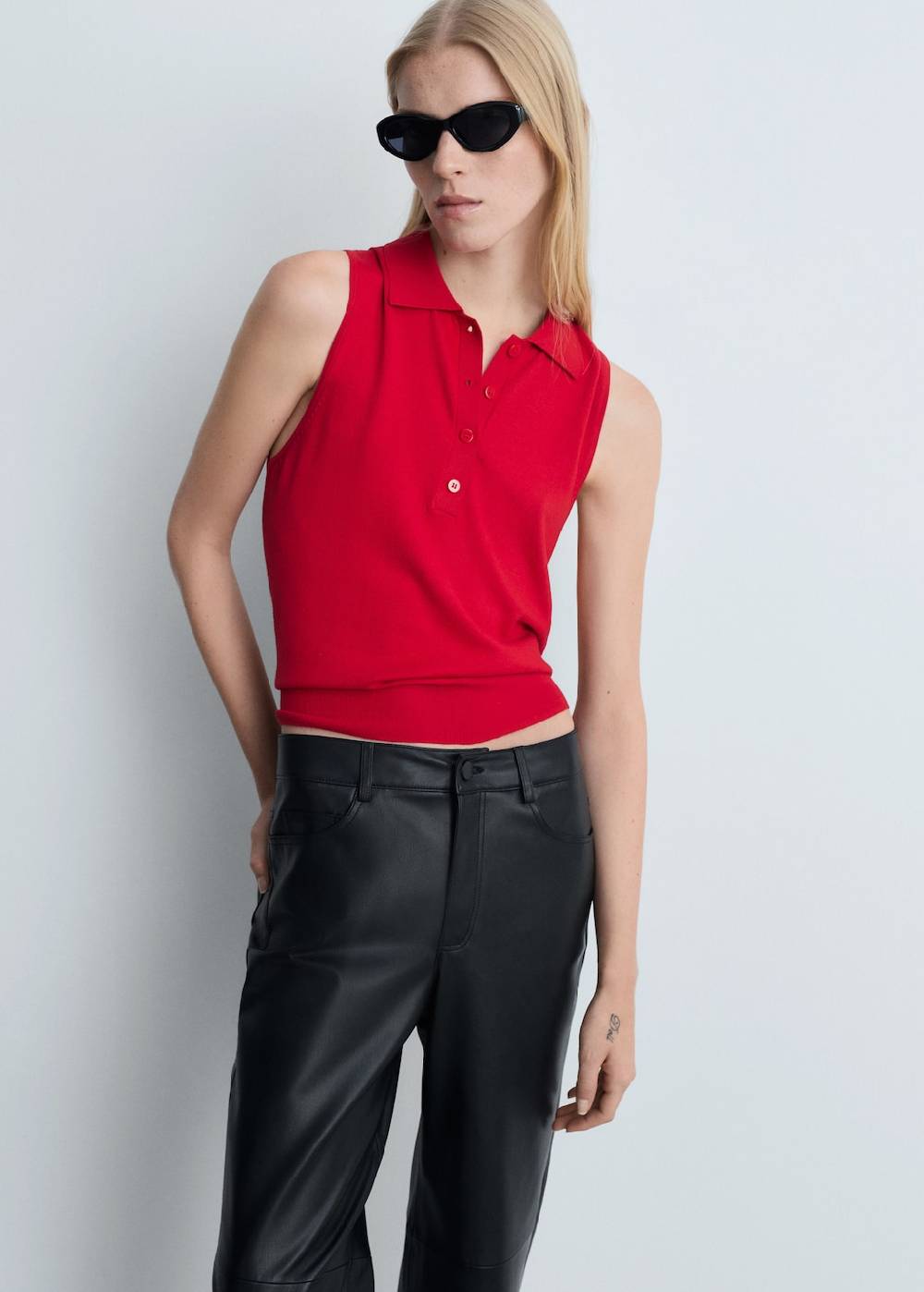 Mango Gerade Hose mit Leder-Effekt Top Angebot