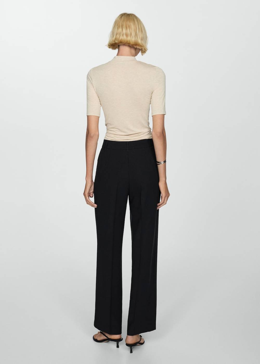 Mango Wideleg-Bundfaltenhose Letzte 3 Tage