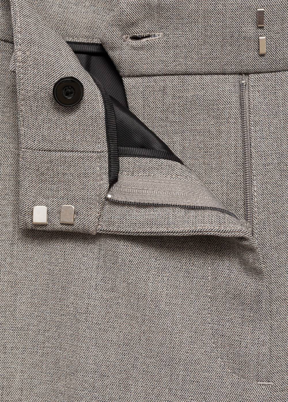Mango Ausgestellte Hose mit hohem Bund Neueste Stile