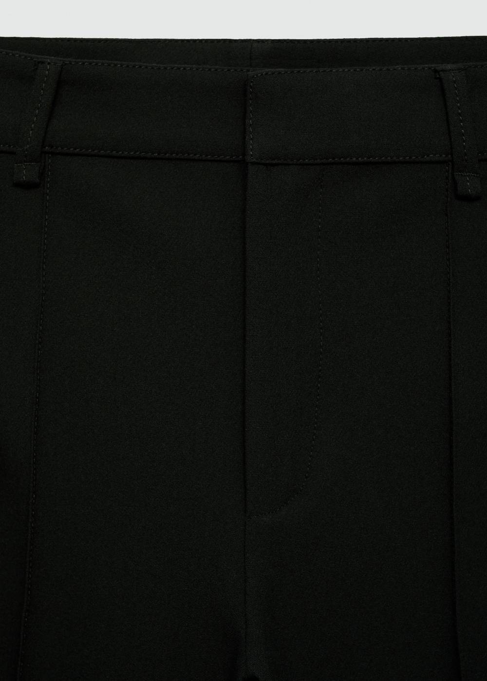 Mango Gerade Hose mit Ziernähten Letzter Tag