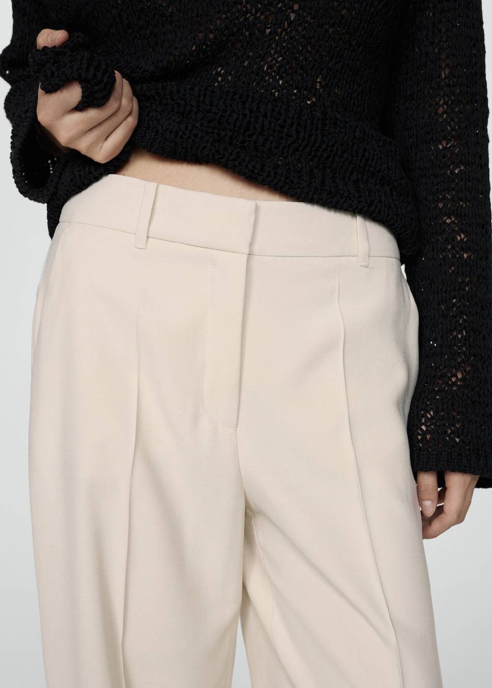 Mango Wideleg-Bundfaltenhose Nur noch ein Tag übrig