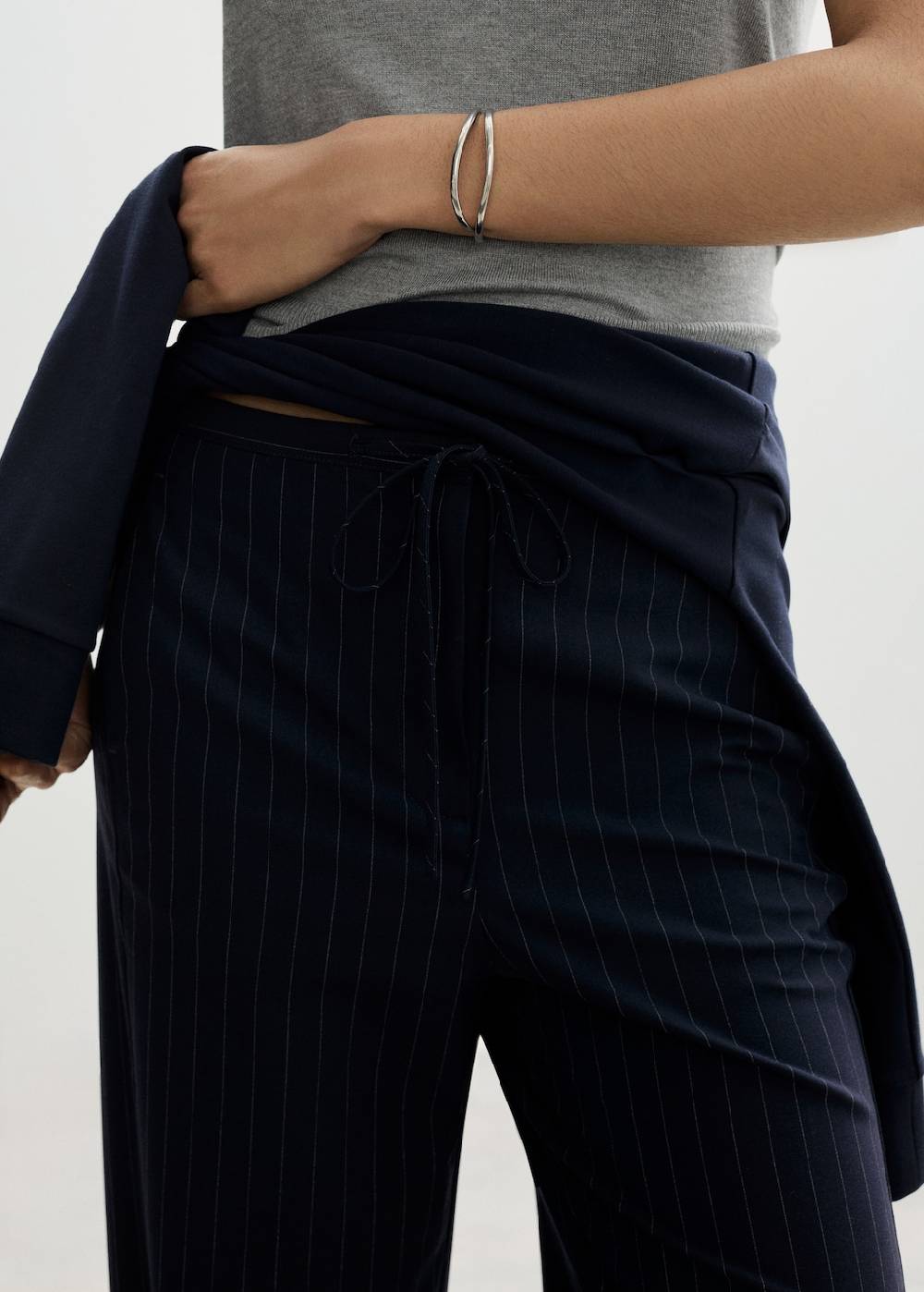 Mango Gerade Nadelstreifenhose Begrenzt auf 3 Tage