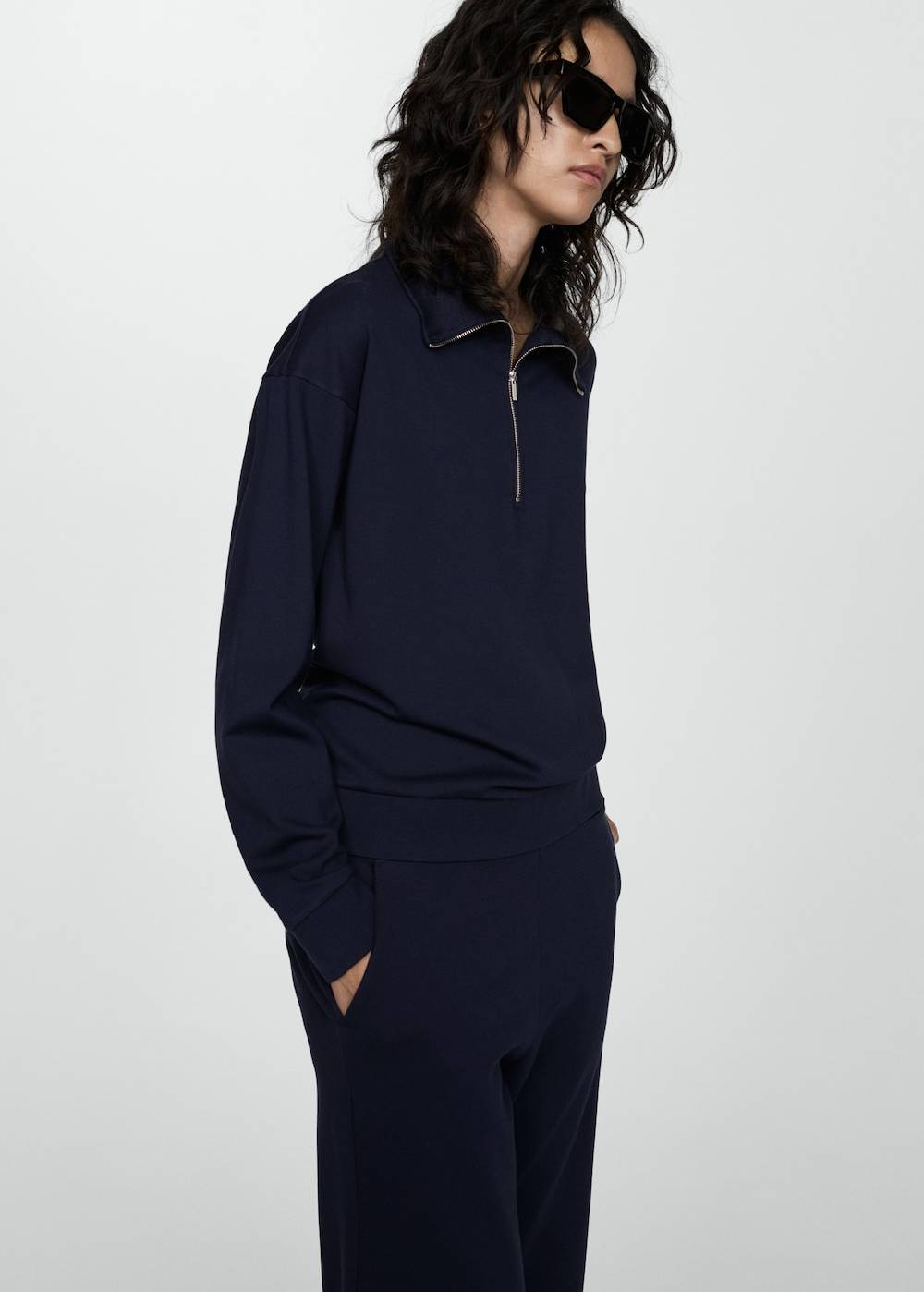 Mango Jogger Pants mit Taschen Black Friday Preise