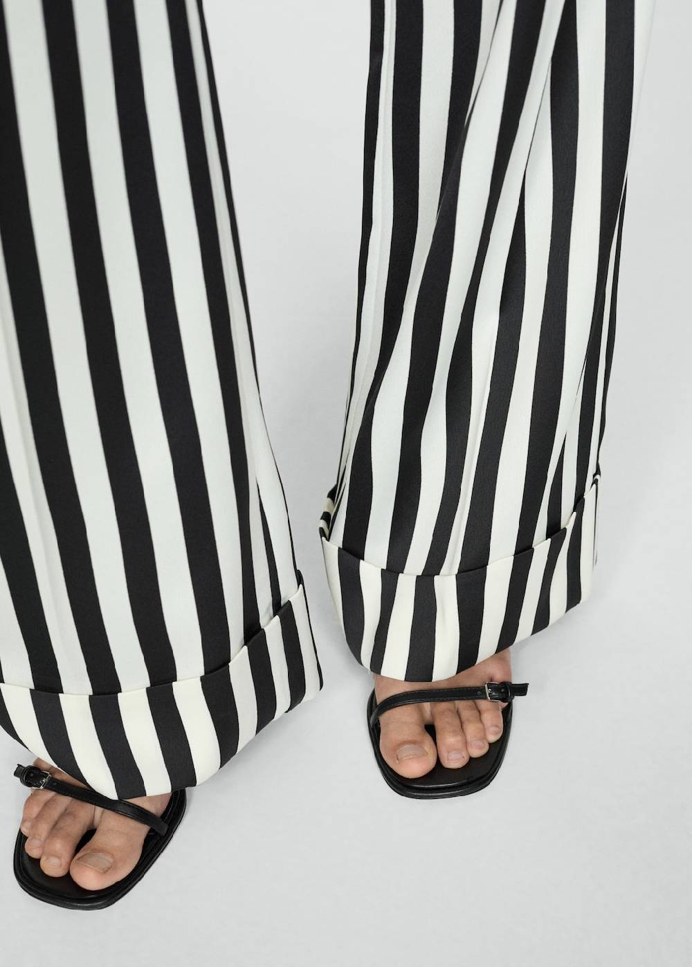 Mango Gerade geschnittene Streifenhose Hotsell