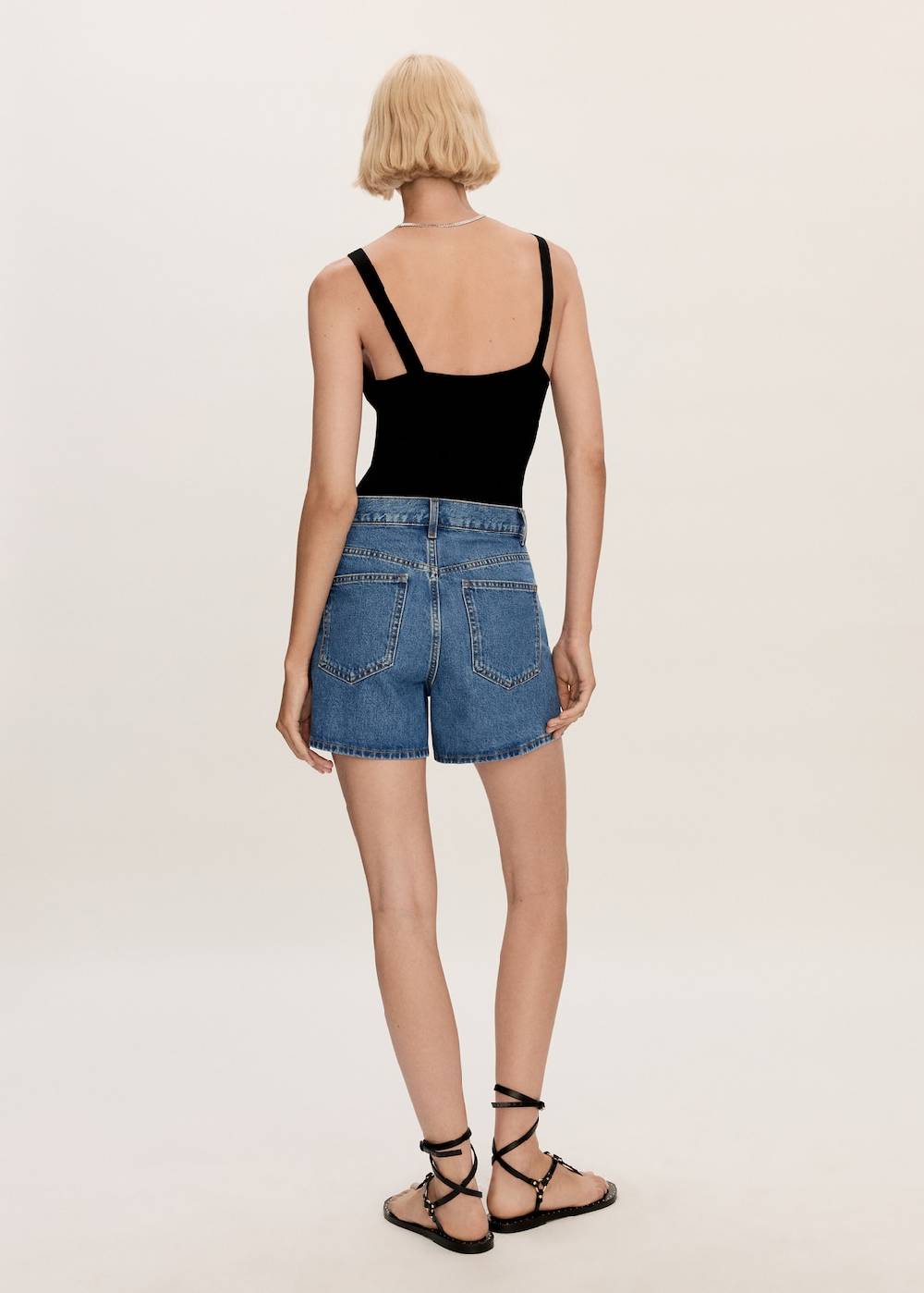 Mango Jeans-Shorts mit hoher Taille Begrenztes Angebot