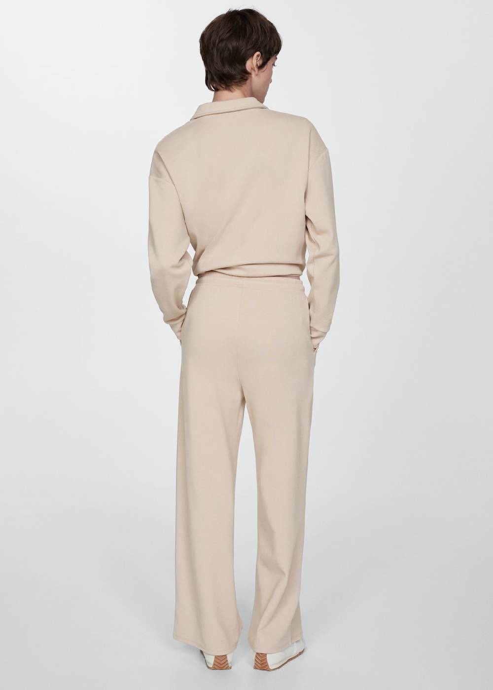 Mango Gerade Hose mit Nähten Black Friday