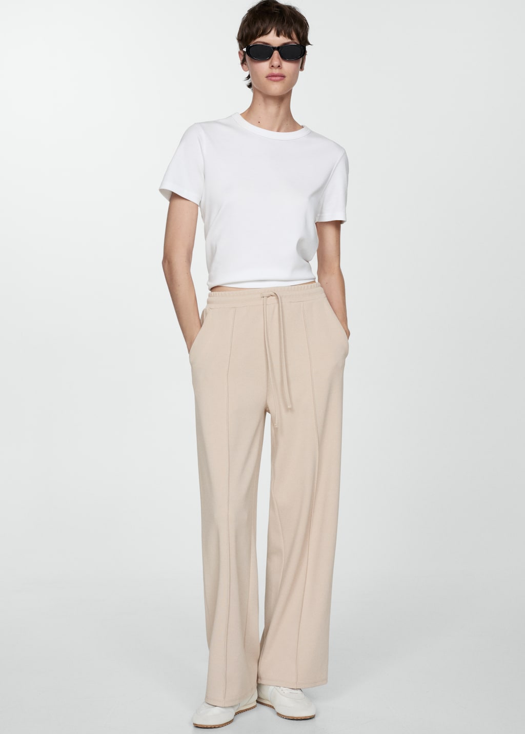 Mango Gerade Hose mit Nähten Black Friday