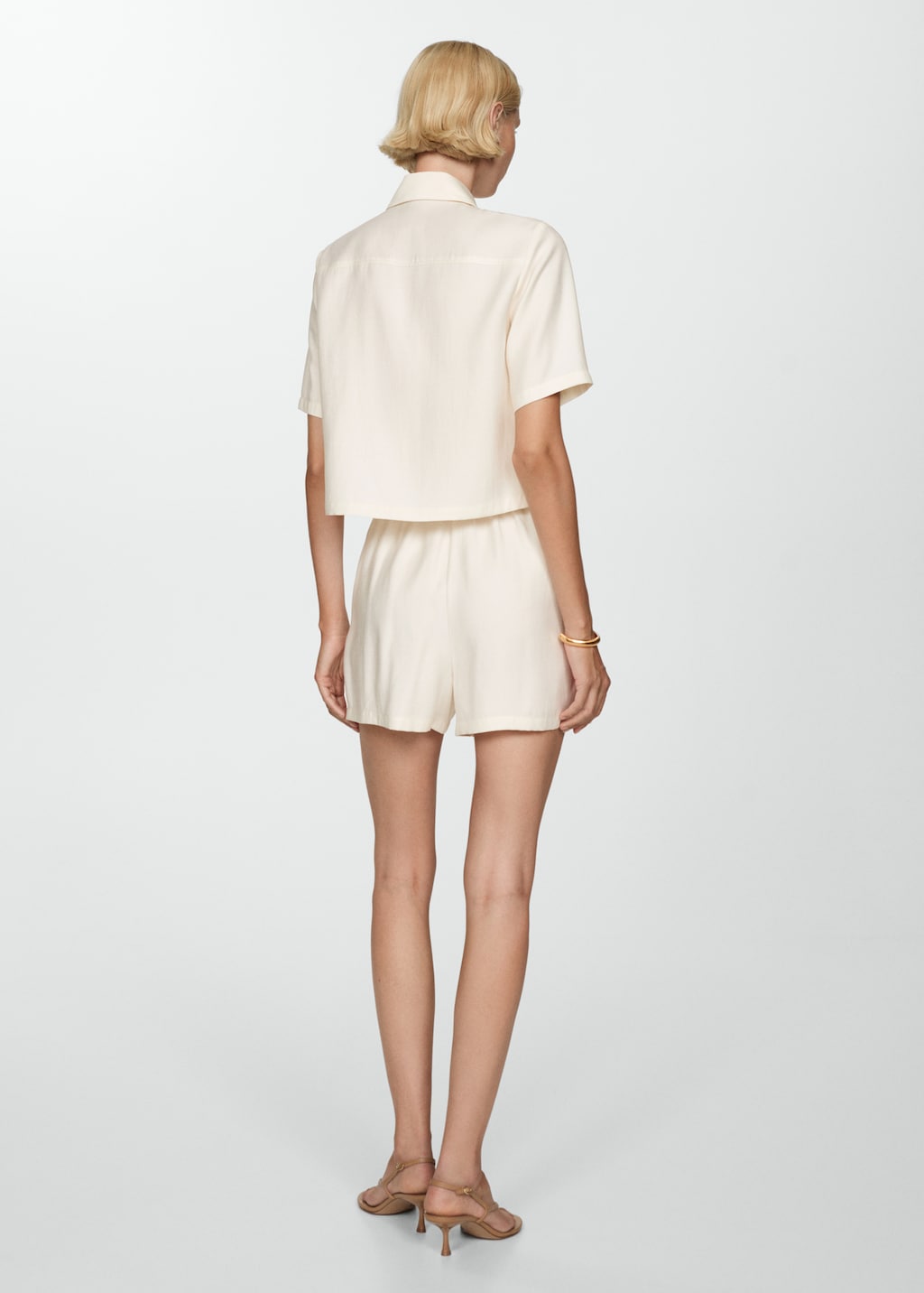 Mango Shorts mit Schmuckknopf Muttertagsangebot
