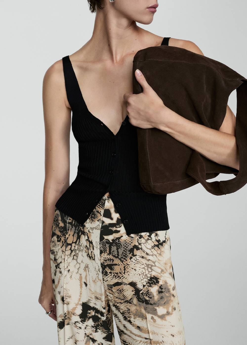 Mango Fließende Hose mit Animal-Print Fabrikladen