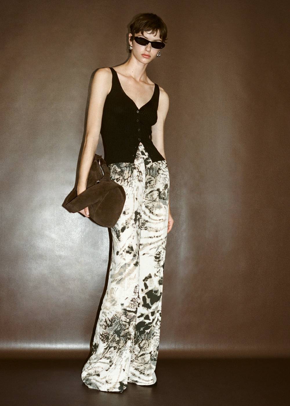 Mango Fließende Hose mit Animal-Print Fabrikladen