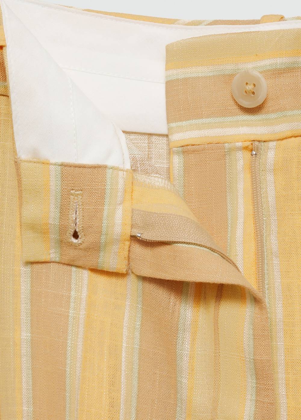 Mango Gerade geschnittene Streifenhose im Angebot