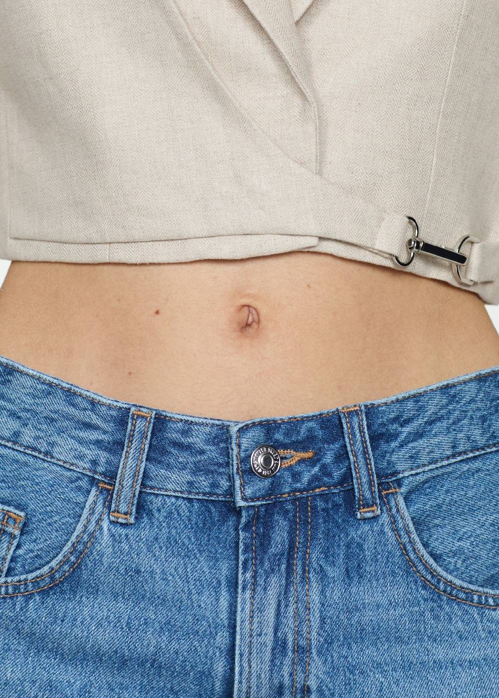 Mango Gerade Jeans-Bermudashorts Preisnachlass