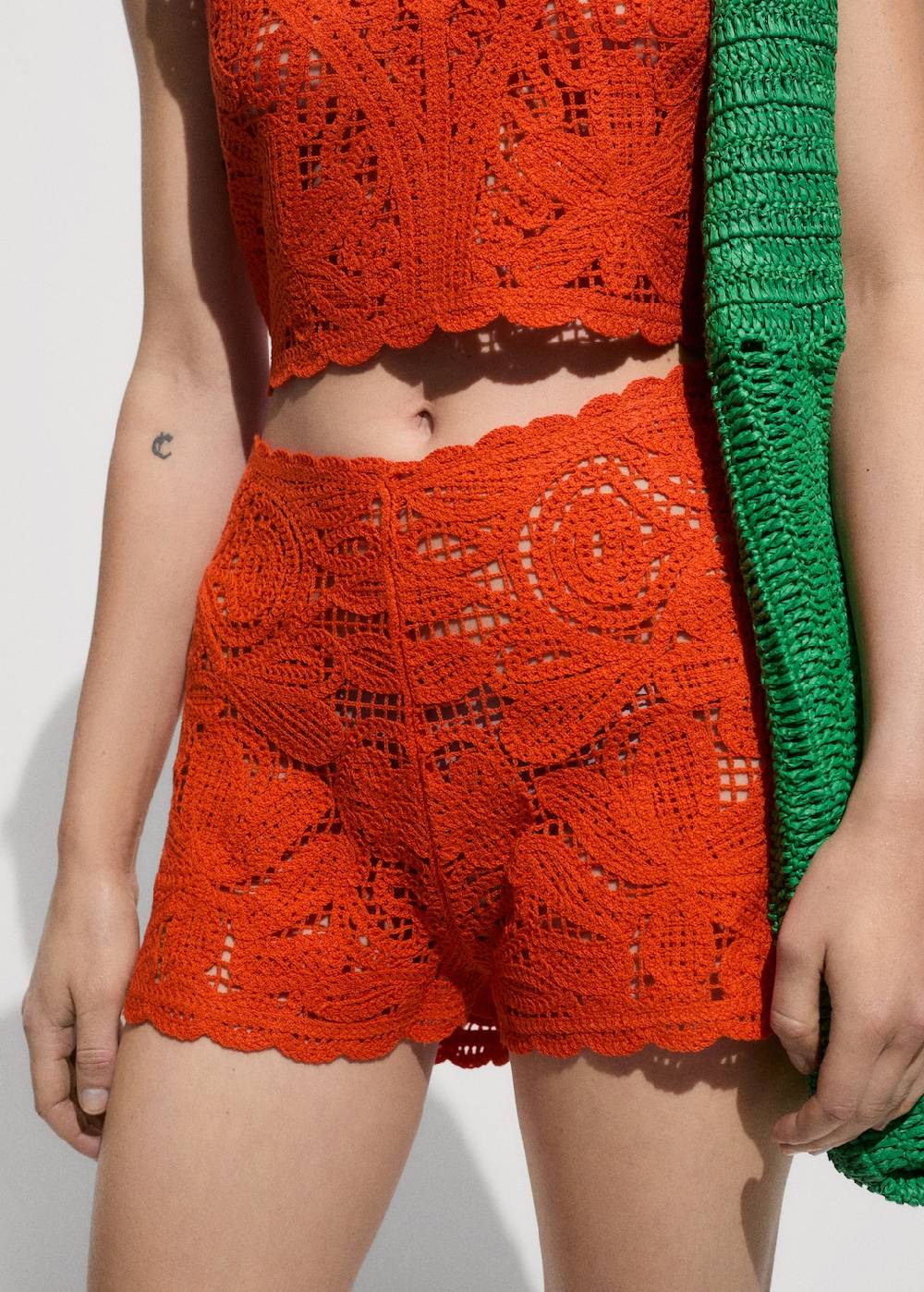 Mango Geblümte Häkel-Shorts Valentinstagsangebot