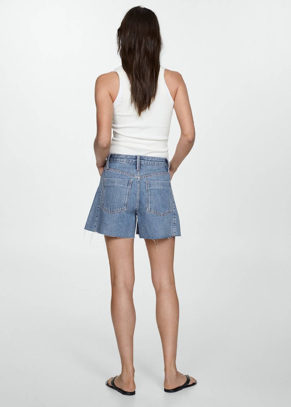 Mango Jeansshorts mit ausgefranstem Saum Blitzangebot