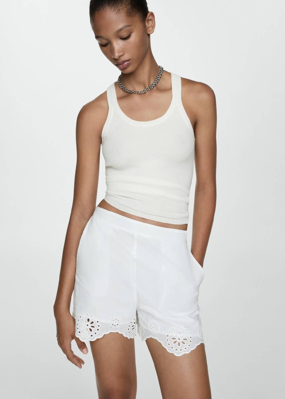 Mango Bestickte Lochstrick-Shorts Sonderangebote