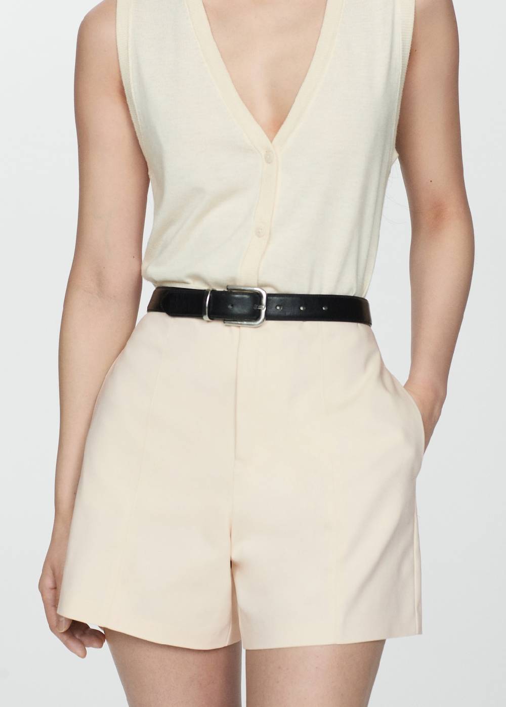 Mango Gerade Shorts mit hoher Taille Letzte 2 Tage