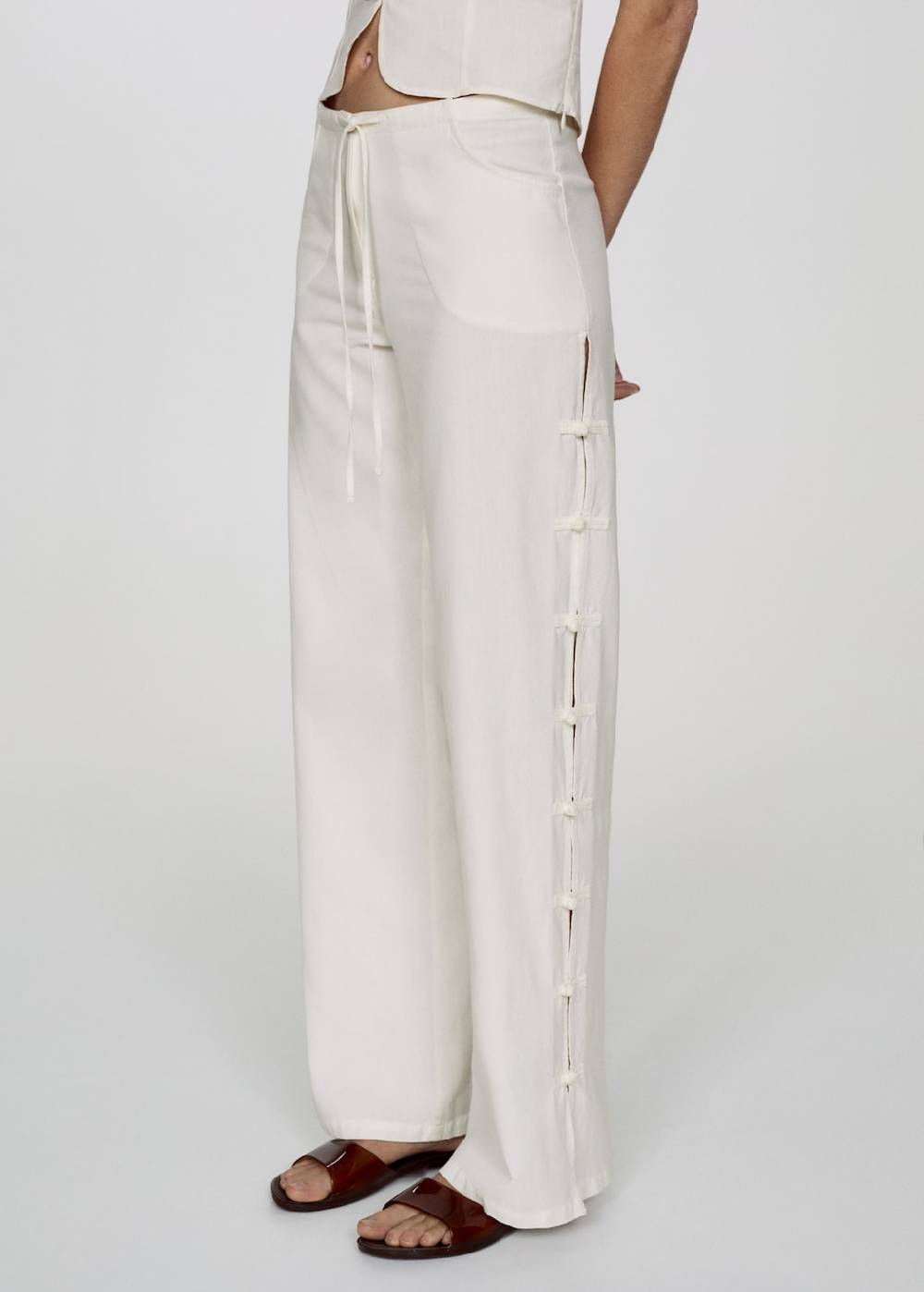 Mango Wideleg-Hose mit Knöpfen Auslauf