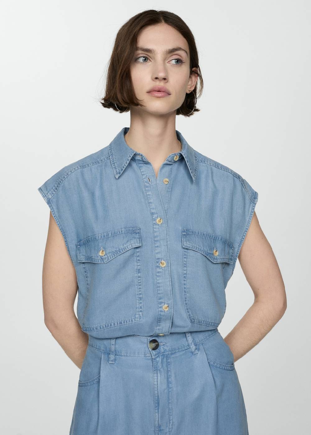 Mango Bermudashorts aus Lyocell mit Bundfalten Große Rabatte
