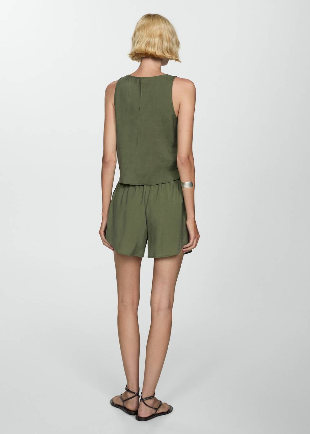 Mango Modal-Shorts mit Schleife 2025
