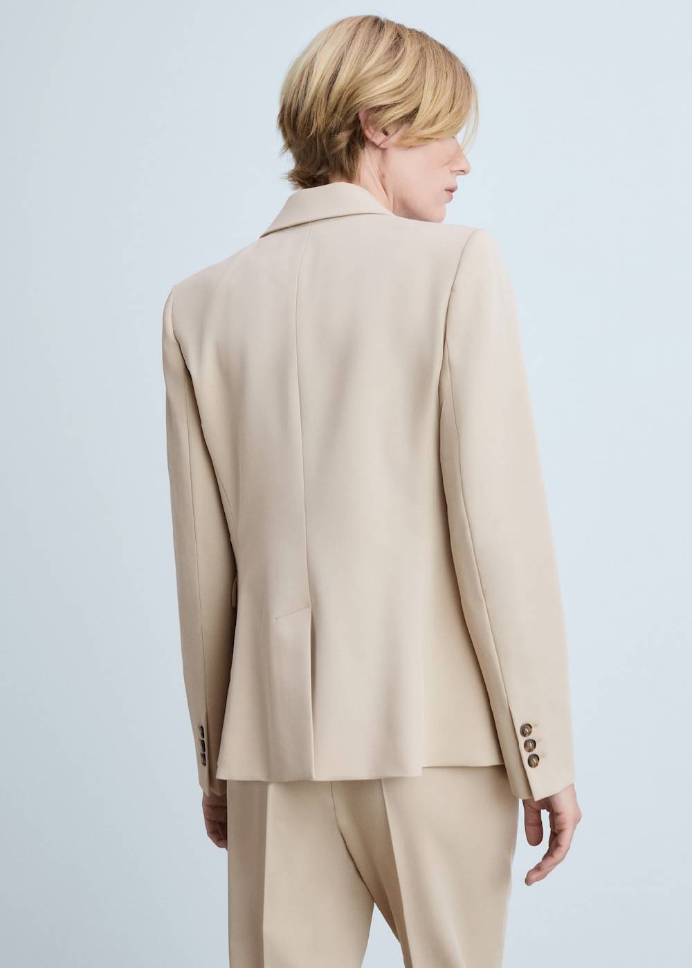 Mango Taillierter Anzug-Blazer Osterangebot