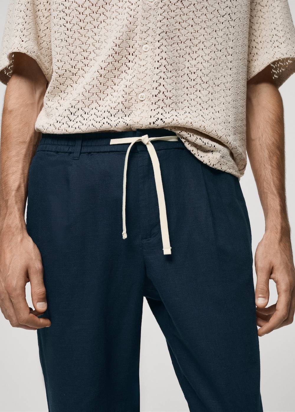 Mango Slim Fit-Leinenhose mit Kordel Verkauf