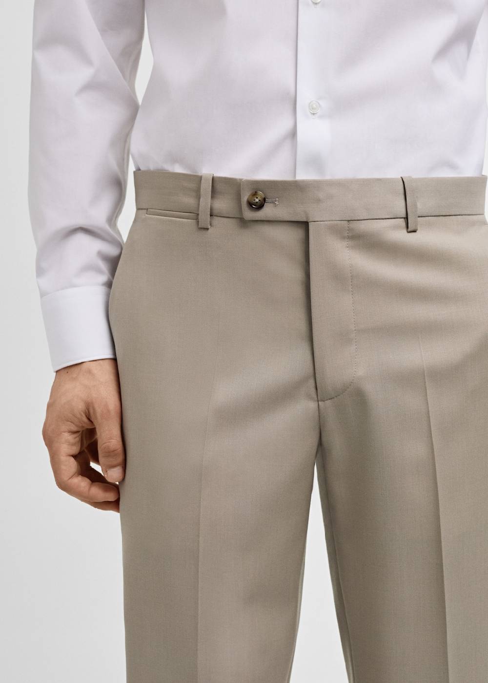 Mango Slim-Fit-Anzughose aus 100 % Schurwolle im Angebot