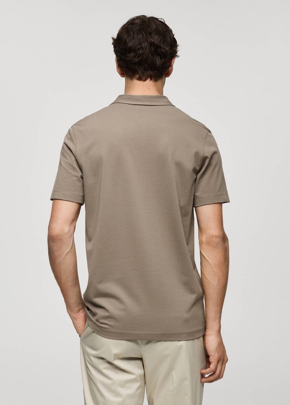 Mango Strukturiertes Slim-Fit-Poloshirt aus Baumwoll-Piqué Zeitbegrenzte Promotion