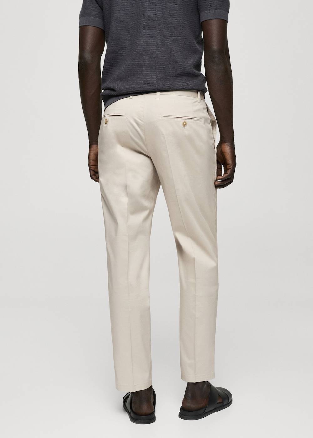 Mango Slim Fit-Bundfaltenhose aus Baumwolle Cyber Monday