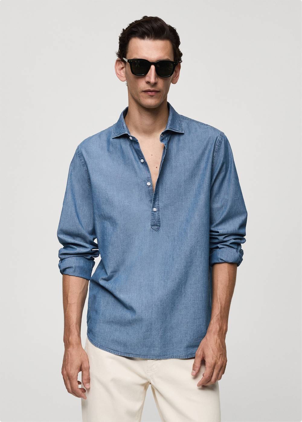 Mango Regular-Fit-Polohemd aus 100 % Baumwoll-Chambray Kostenlose Rückgabe