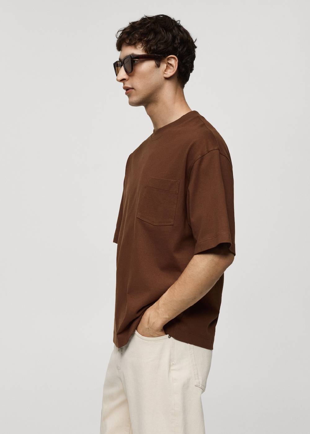 Mango T-Shirt aus 100 % Baumwolle mit Tasche JETZT KAUFEN