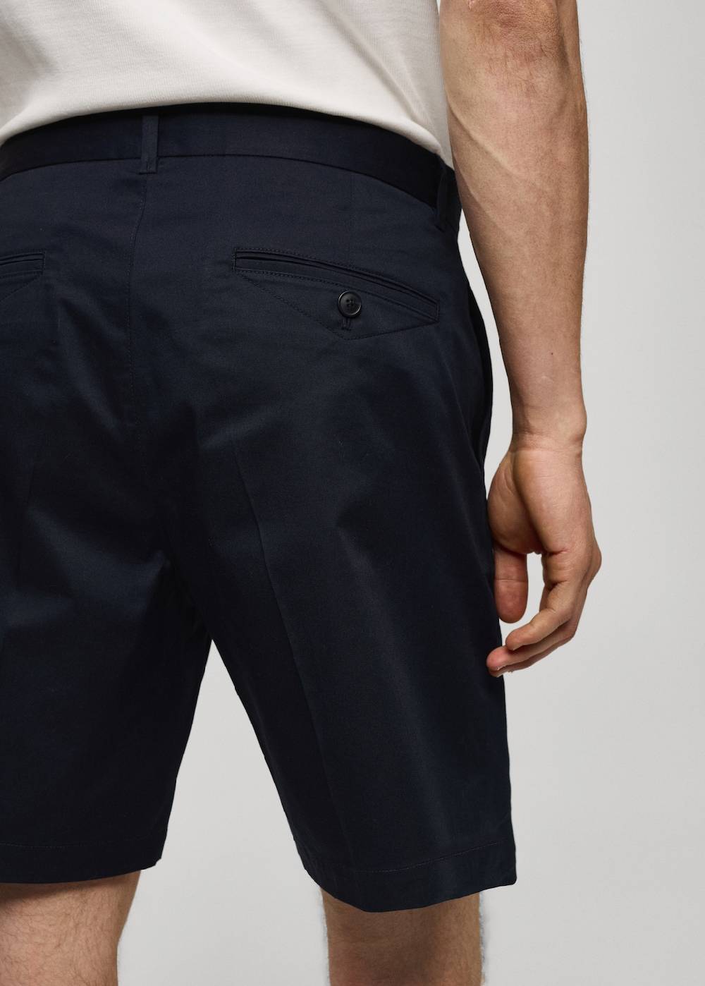 Mango Slim Fit-Bermudashorts aus Baumwolle Letzter Tag