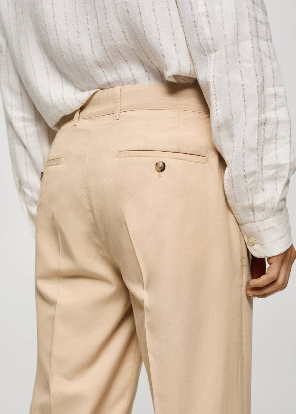 Mango Bundfaltenhose aus Lyocell mit Baumwolle Rabatt