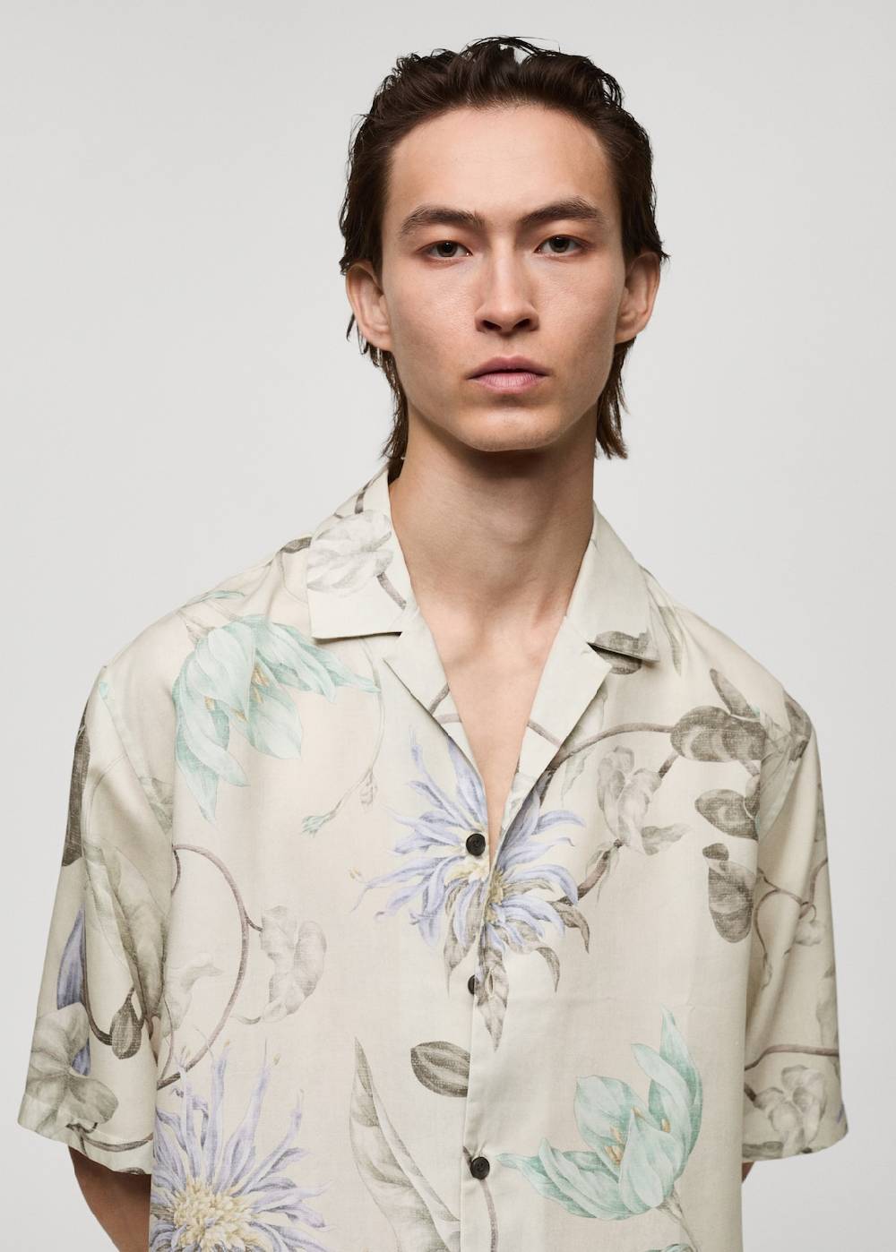 Mango Fließendes Hemd mit floralem Muster Begrenztes Angebot
