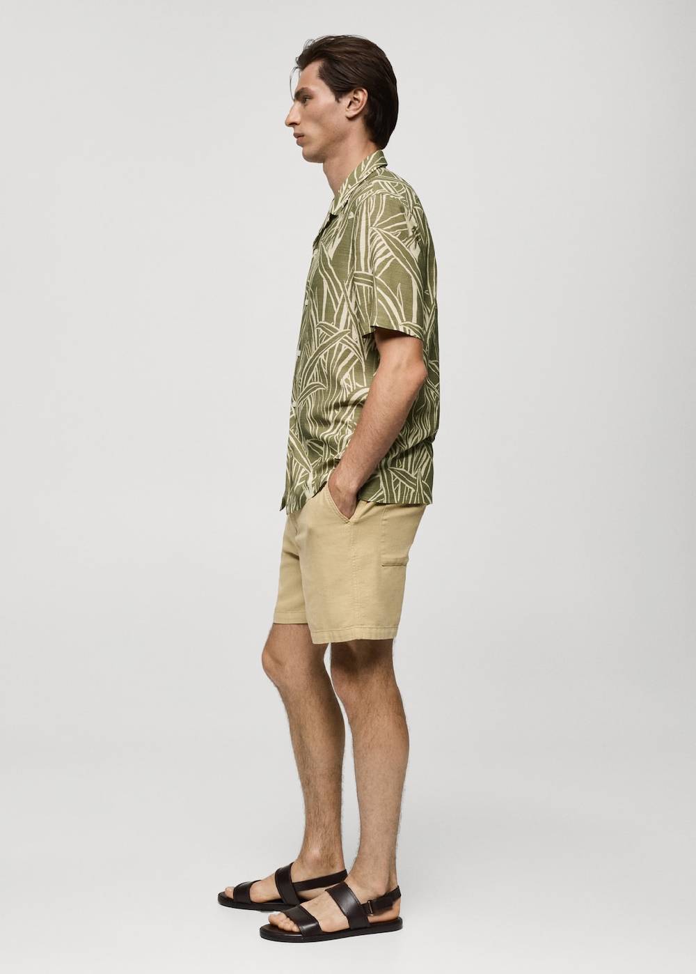 Mango Regular Fit-Hemd mit Blattmotiv Online Outlet