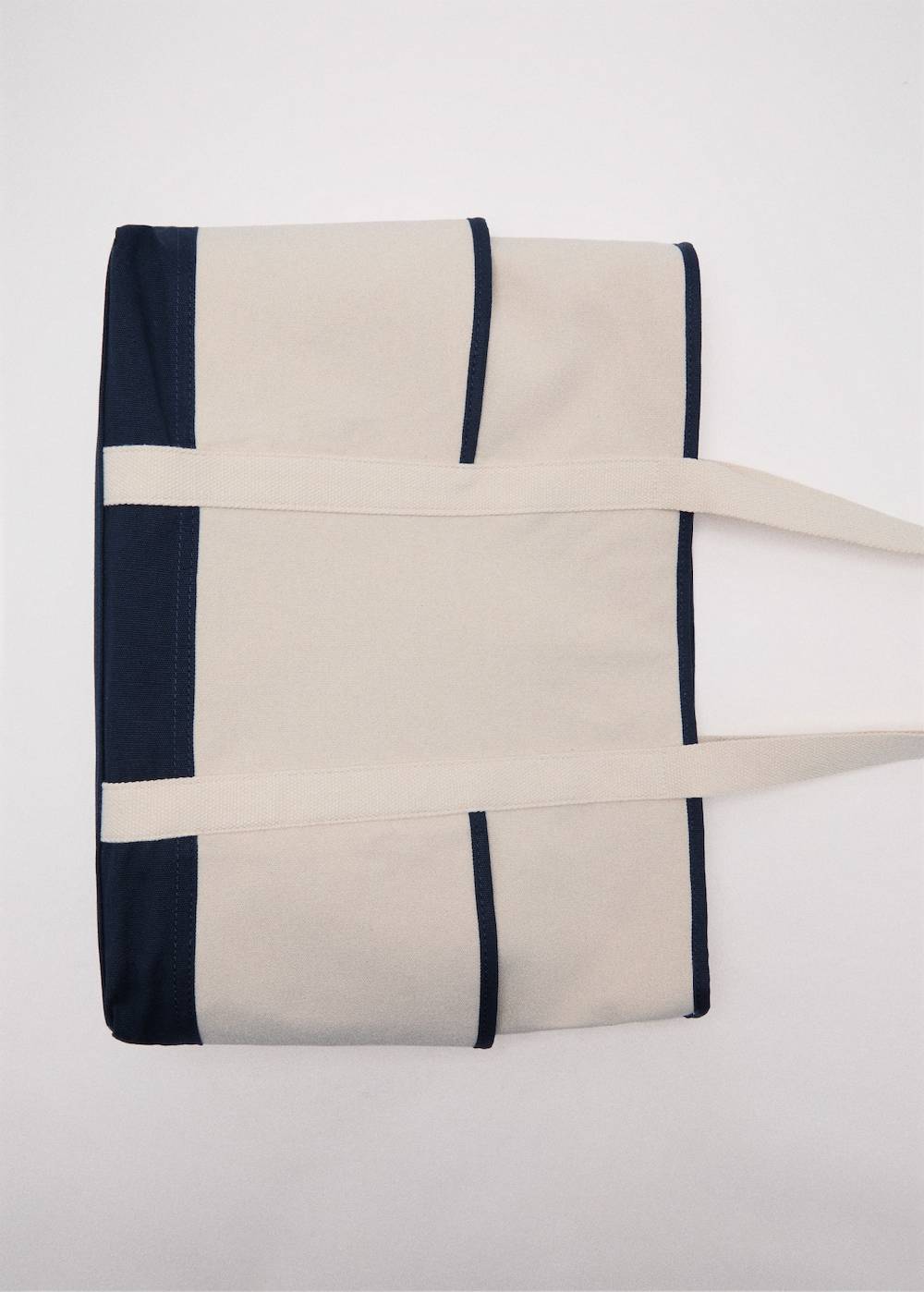 Mango Kontrastierende Tasche aus Canvas mit Baumwolle VIP-Rabatte