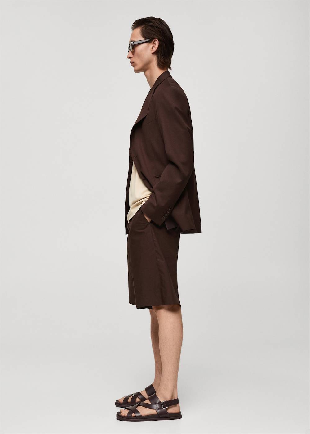 Mango Relaxed Fit-Bermudashorts mit Abnähern Neueste Stile