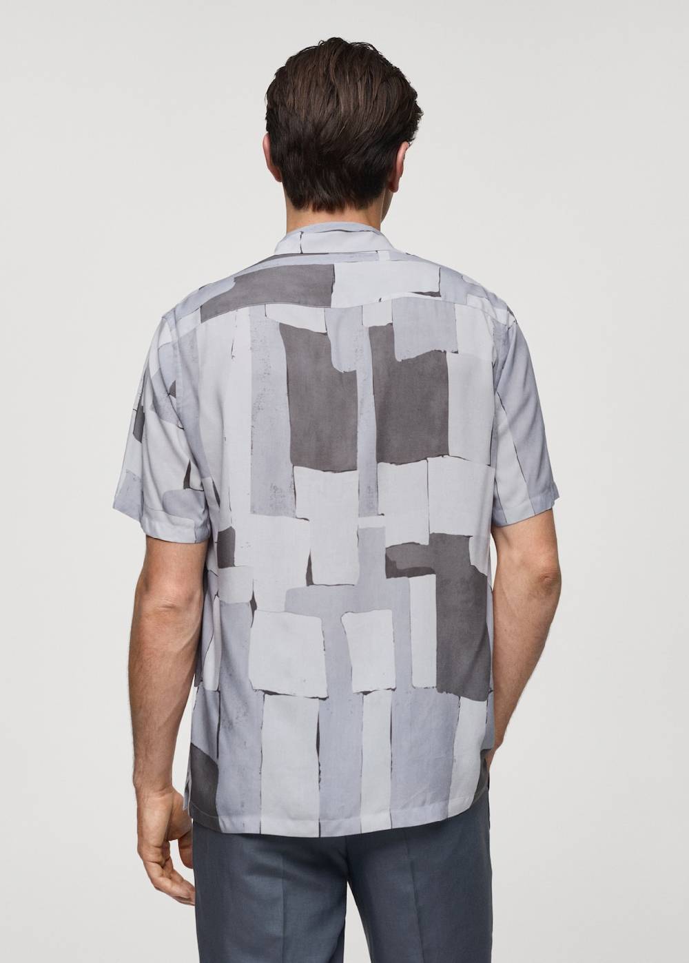 Mango Fließendes Regular Fit-Hemd mit Motiv Outlet