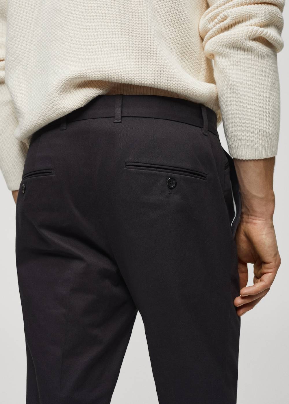 Mango Slim Fit-Bundfaltenhose aus Baumwolle Kostenloser Versand